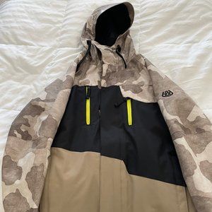 686 Men's Snowboarding/Winter Jacket